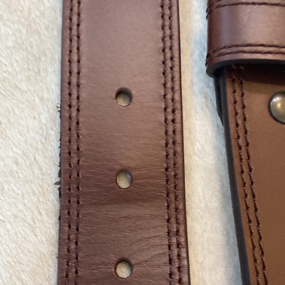 Carhartt Brown Leather Belt with Gold Buckle - Picture 8 of 10